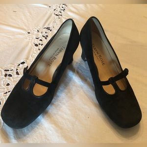 Luxury vintage Y2K Taryn Rose maryjane shoes low heels black suede